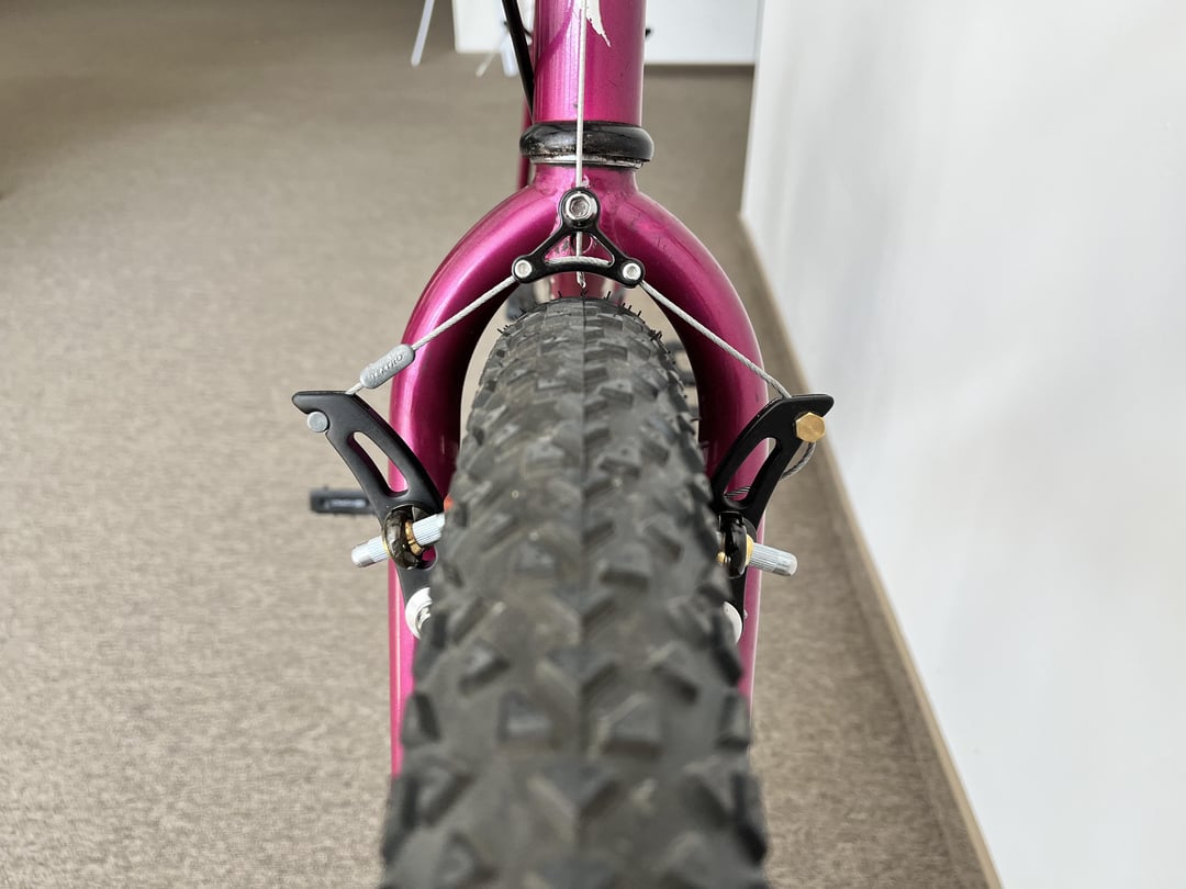 Converting a retro rockhopper to 27,5 (650b)with canti brakes - Cycling ...